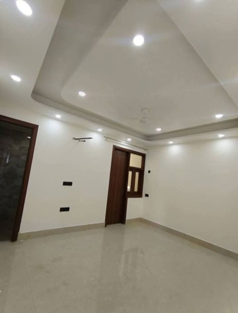 Room, chattarpur 3 Bedroom 1350 Sq.Ft. Apartment In Chattarpur Delhi 10624495