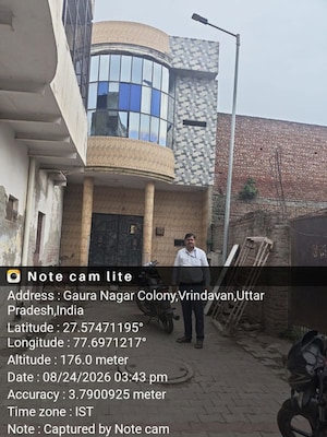  Independent House For Sale in Re Colony