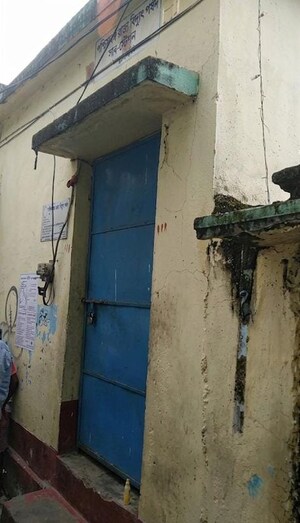  Independent House For Sale in Chakla Math