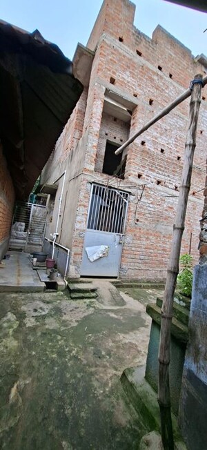  Independent House For Sale in Suri