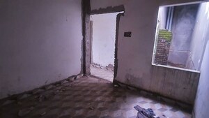Room in  Independent House at Lamtara – for Sale
