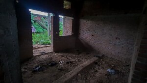 Room in  Independent House at Lamtara – for Sale