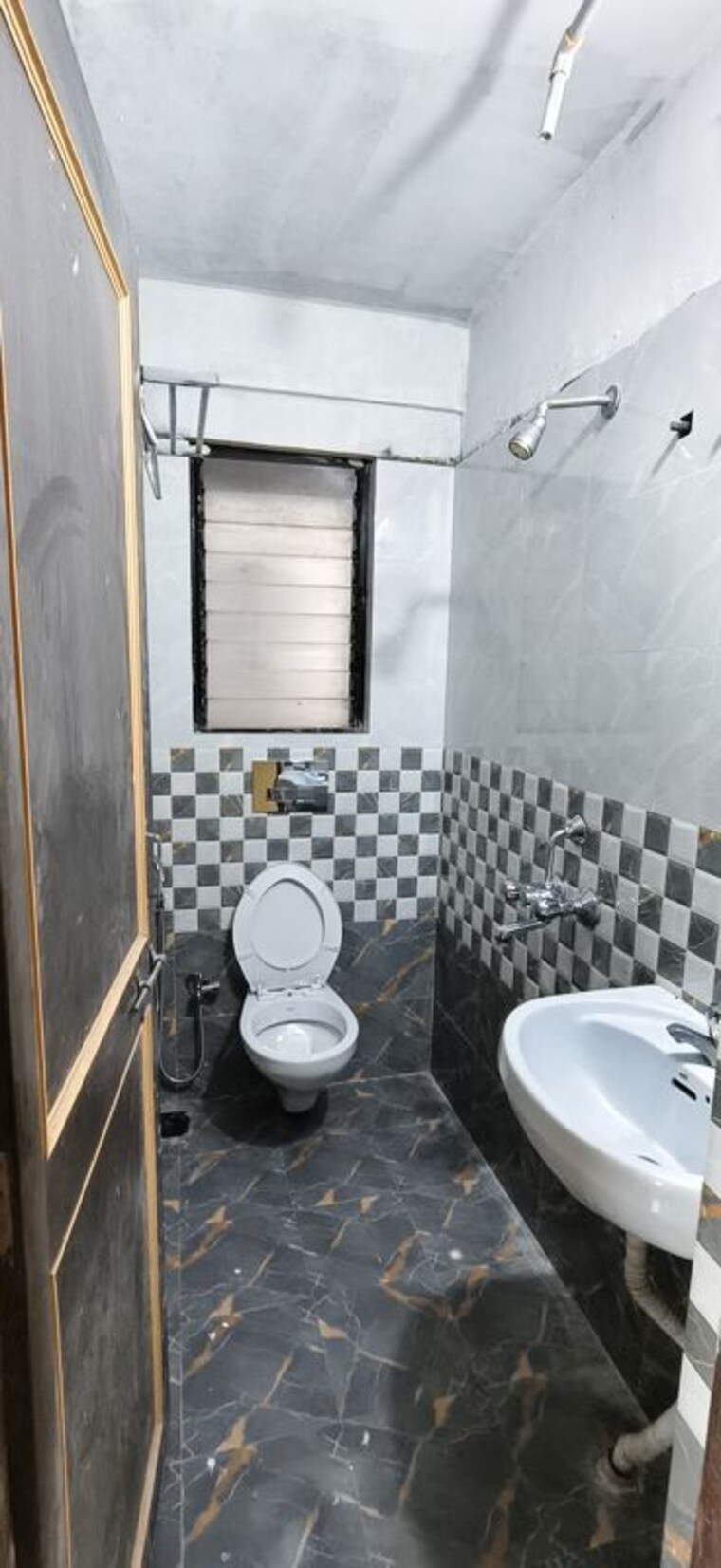 Bathroom, karan-ceto 1 Bedroom 630 Sq.Ft. Apartment In Wadgaon Sheri Pune 10624555