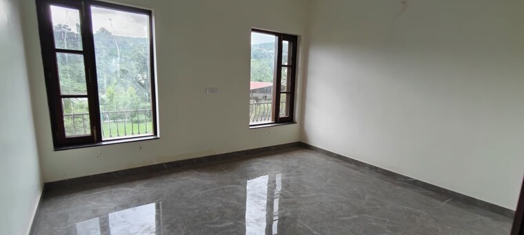 Room, canal road 4 Bedroom 200 Sq.Yd. Independent House In Canal Road Dehradun 10624605