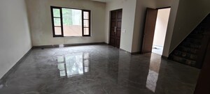 Room in 4 BHK Independent House at Canal Road – for Sale