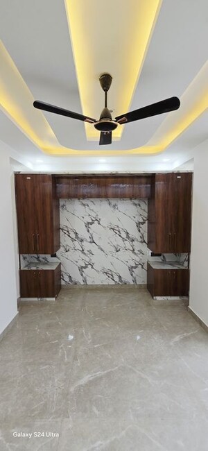 Furnished Amenities in 3 BHK Builder Floor at Palm Pristine Greens, Sector 1 Greater Noida – for Sale