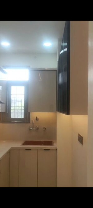 2 BHK Builder Floor For Sale in Dashrath Puri