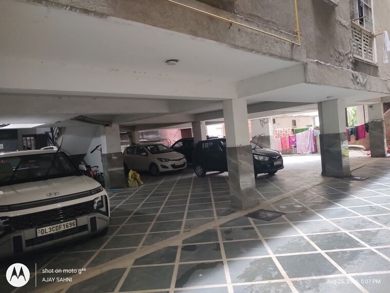  Parking, mehrauli 2 Bedroom 800 Sq.Ft. Builder Floor In Mehrauli Delhi 10624646