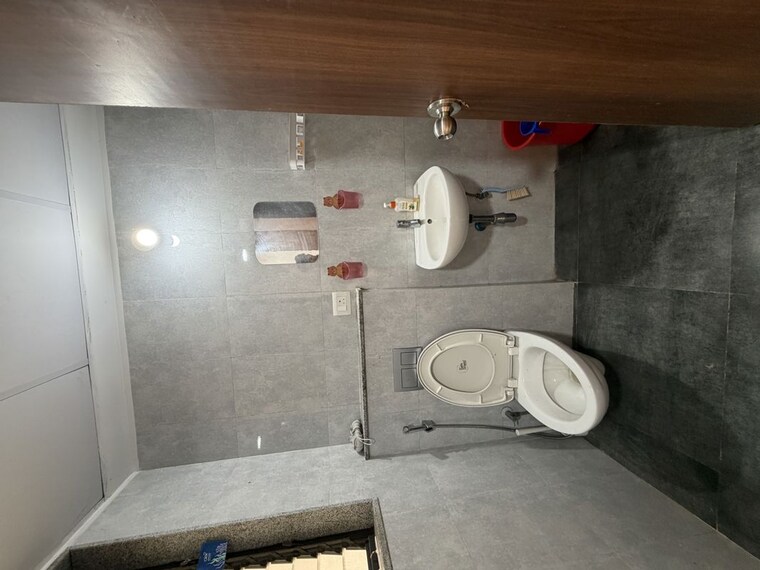 Bathroom, lodha-downtown 2 Bedroom 669 Sq.Ft. Apartment In Dombivli East Thane 10624666