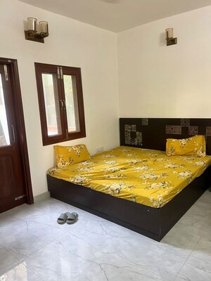 Bedroom in 3 BHK Builder Floor at Saket – for Rent
