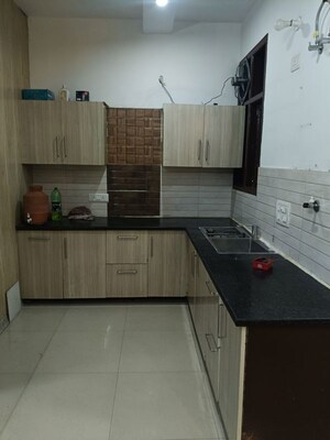 Kitchen in 3 BHK Builder Floor at Guru Nanak Enclave, Dhakoli – for Rent