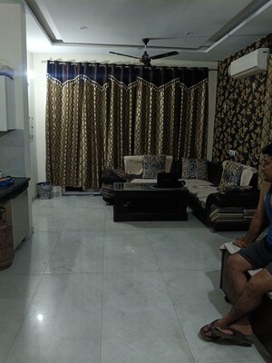 Living Room in 2 BHK Builder Floor at Patiala Road – for Rent