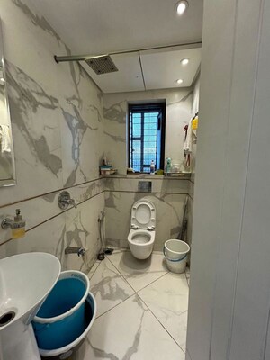 Team Area in 4 BHK Apartment at Eskay Itus Apartment, Andheri West – for Rent