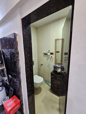 Team Area in 4 BHK Apartment at Eskay Itus Apartment, Andheri West – for Rent