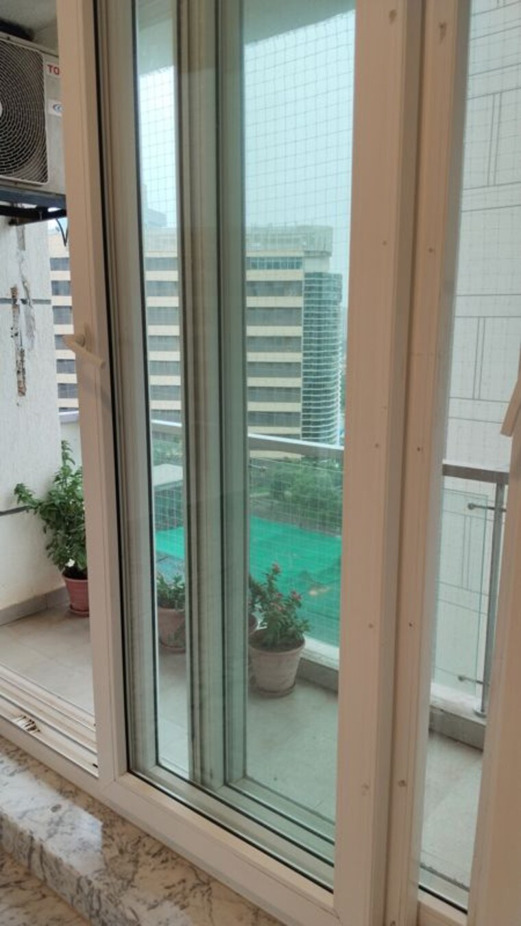 Balcony, sumer-trinity-towers 4 Bedroom 2000 Sq.Ft. Apartment In Prabhadevi Mumbai 10624686