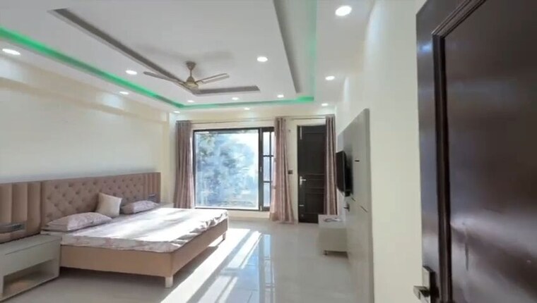 Kitchen, mrs-hi-greens 3 Bedroom 2200 Sq.Ft. Apartment In Kishanpura Zirakpur 10624701