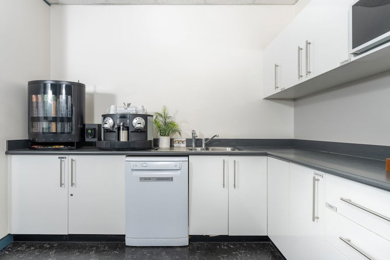 Kitchen, andheri east Commercial Office Space 807 Sq.Ft. In Andheri East Mumbai 9539996
