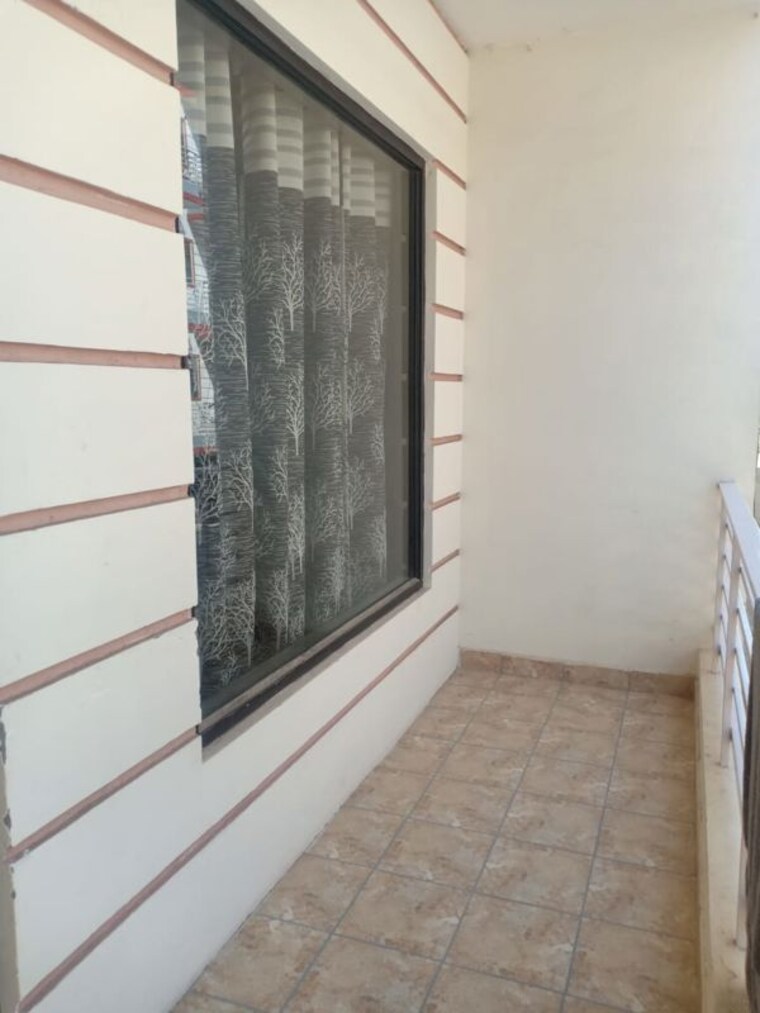 Balcony, lake-view-complex 3 Bedroom 1800 Sq.Ft. Builder Floor In Dhakoli Zirakpur 10624720