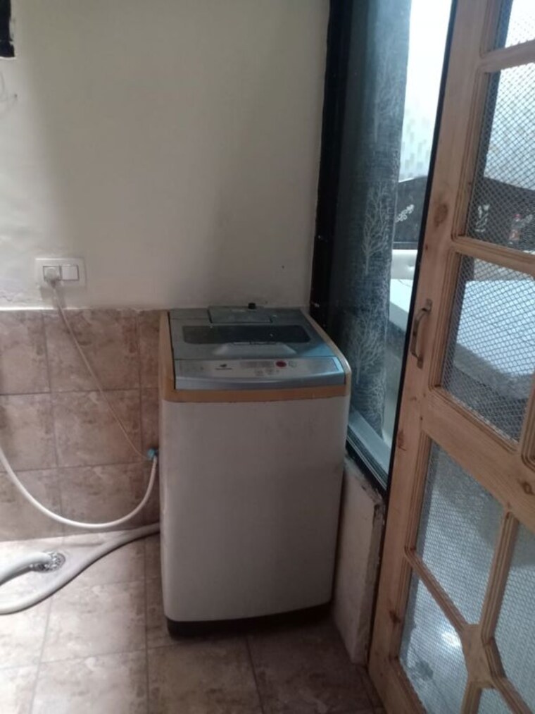 Bathroom, lake-view-complex 3 Bedroom 1800 Sq.Ft. Builder Floor In Dhakoli Zirakpur 10624720