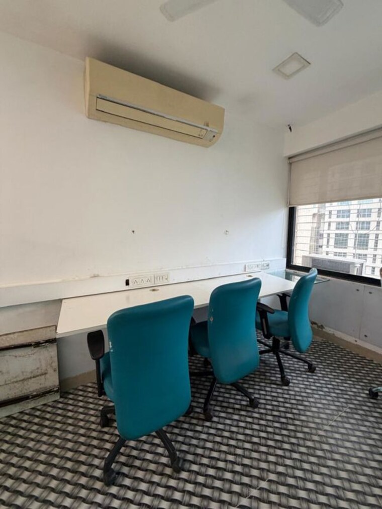 Team Area, agarwal-b2b-center Commercial Office Space 450 Sq.Ft. In Malad West Mumbai 10624723
