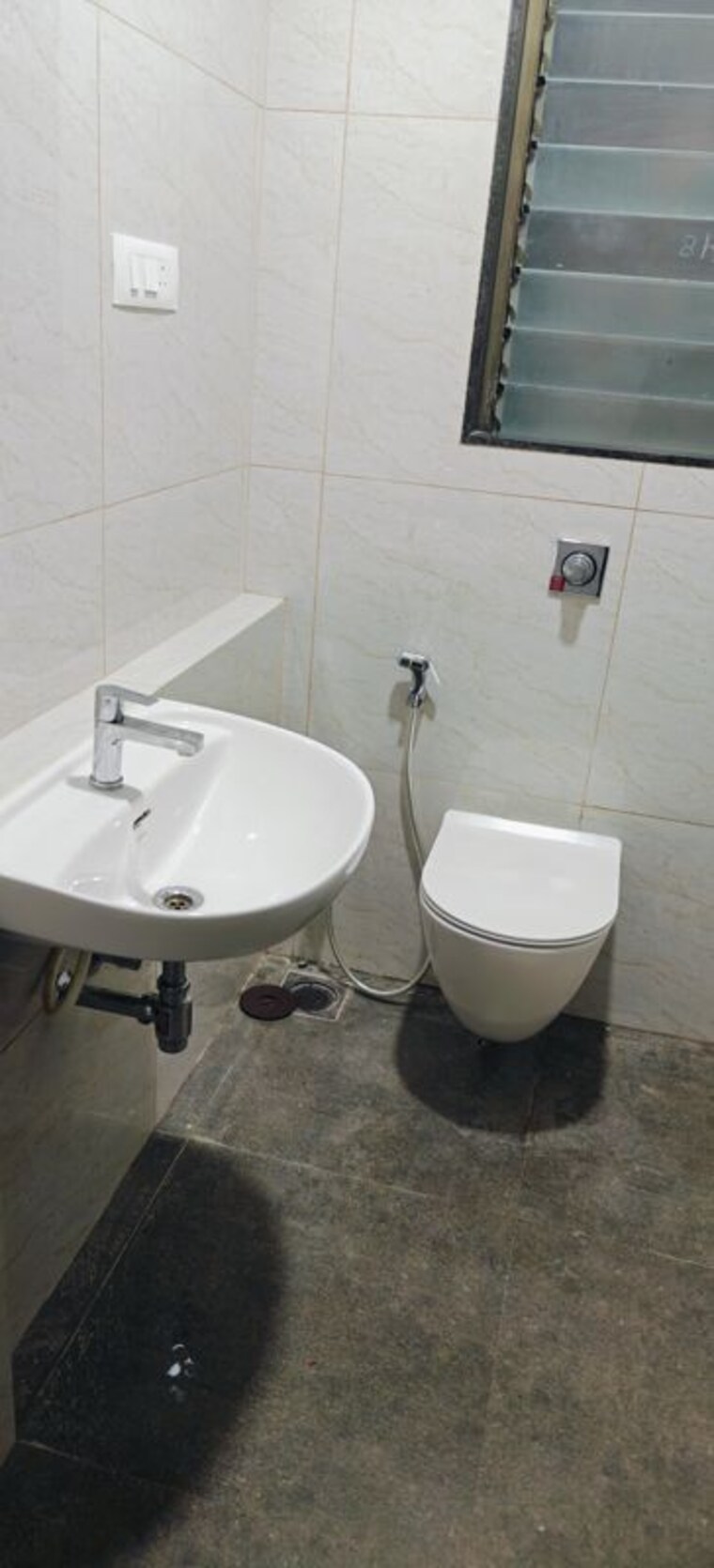 Bathroom, chandak-34-park-estate 2 Bedroom 602 Sq.Ft. Apartment In Goregaon West Mumbai 10624728
