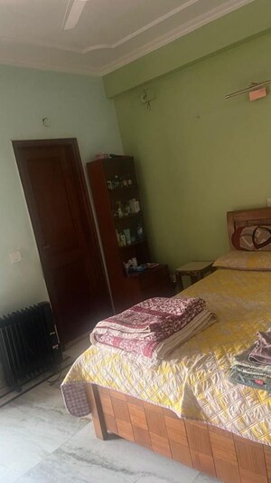 3 BHK Builder Floor For Sale in Chittaranjan Park