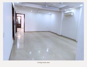 Room in 3 BHK Builder Floor at Safdarjung Enclave – for Rent