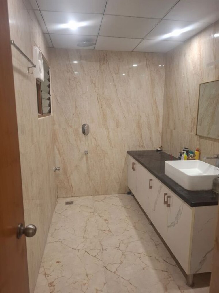 Bathroom, ganga nagar 3 Bedroom 2200 Sq.Ft. Builder Floor In Ganga Nagar Bangalore 10527682