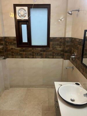 Bathroom in 3 BHK Builder Floor at East Patel Nagar – for Rent