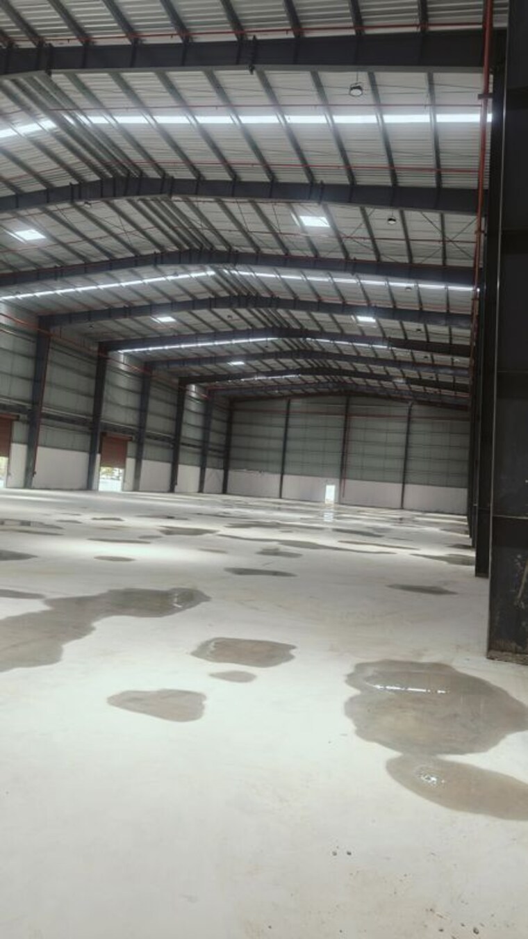  Parking, nelamangala Commercial Warehouse 25000 Sq.Ft. In Nelamangala Bangalore 10624795