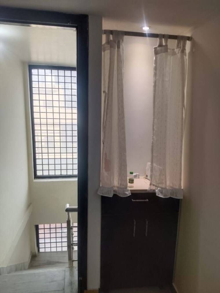 Kitchen, sector 46 2 Bedroom 1550 Sq.Ft. Builder Floor In Sector 46 Gurgaon 10624801