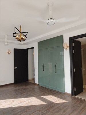 Room in 5 BHK Villa at Emaar Marbella, Sector 66 – for Rent