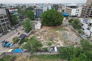 Plot Area in  Land at Baragaon – for Sale