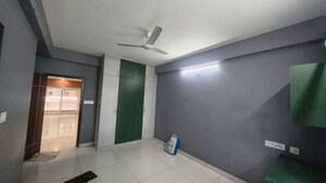 Room in 3 BHK Apartment at Ananda The Ozone Heights, Tellapur – for Rent