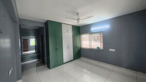 Room in 3 BHK Apartment at Ananda The Ozone Heights, Tellapur – for Rent
