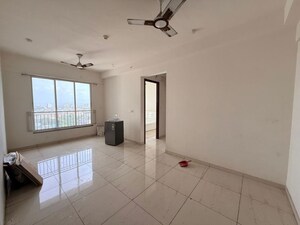 Room in 2 BHK Apartment at Mahindra Antheia, Pimpri – for Rent