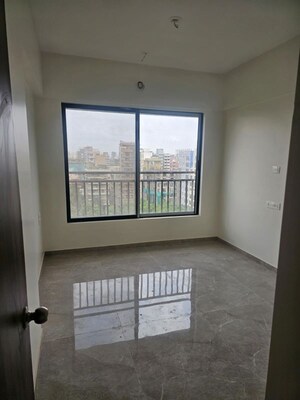 Room in 3 BHK Apartment at RNA Continental, Chembur – for Rent