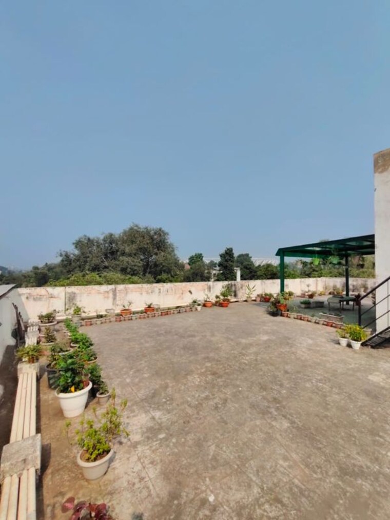 Exterior View, defence colony 3 Bedroom 285 Sq.Yd. Builder Floor In Defence Colony Delhi 10624888