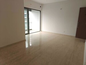 Room in 3 BHK Apartment at Adani Ten BKC, Bandra East – for Sale