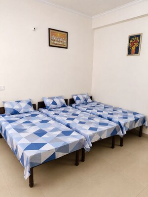 Bedroom in  Pg at Imt Manesar – for Rent