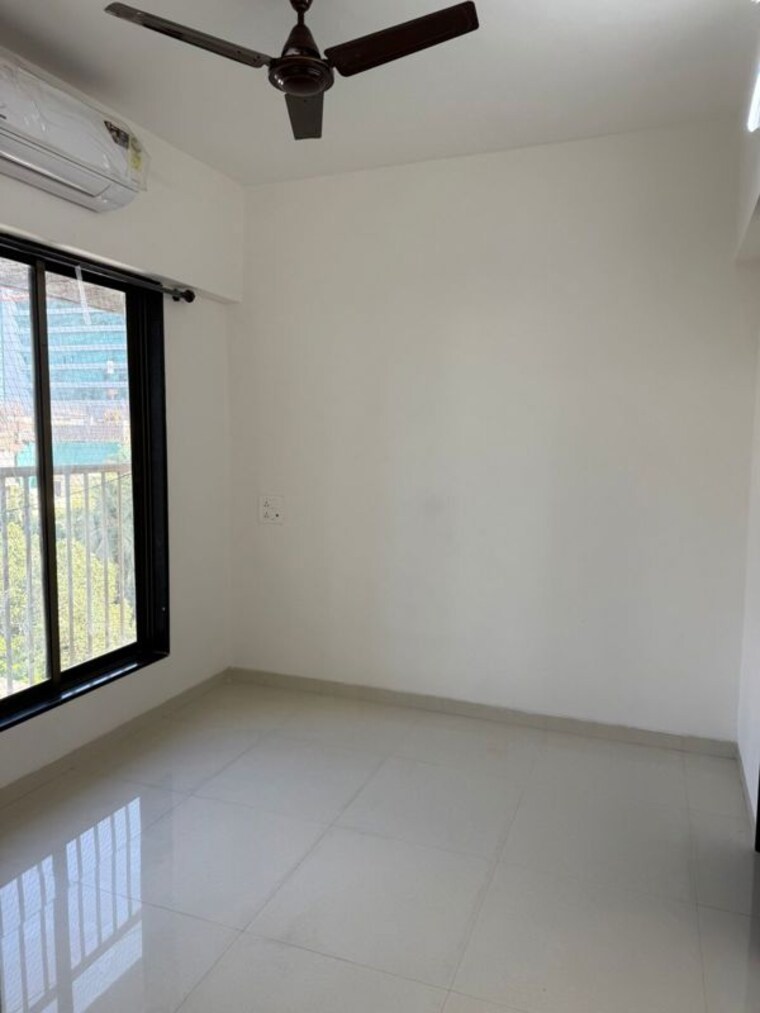 Room, kr-anupam-prabha 2 Bedroom 800 Sq.Ft. Apartment In Malad West Mumbai 10624907