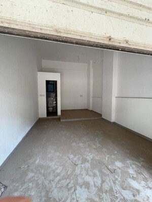 Room in  Shop at Goregaon East – for Rent