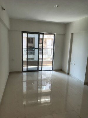 Room in 2 BHK Apartment at Akshay Yash Grecia, Dhanori – for Sale