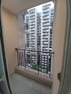 2 BHK Apartment For Rent in Signature Global The Millennia, Sector 37d