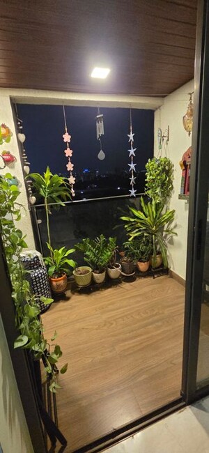 Master Plan in 2 BHK Apartment at Mahindra Vicino, Andheri East – for Rent