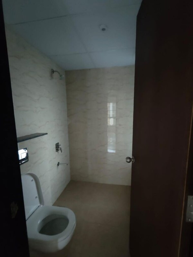 Bathroom, shapoorji-pallonji-sensorium-prisma 2 Bedroom 760 Sq.Ft. Apartment In Hinjewadi Pune 10625075