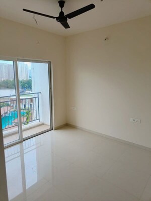 2 BHK Apartment For Rent in Godrej Rejuve, Mundhwa
