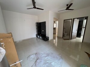 Room in 2 BHK Apartment at Signature Global Proxima Phase 2, Sector 89 – for Rent