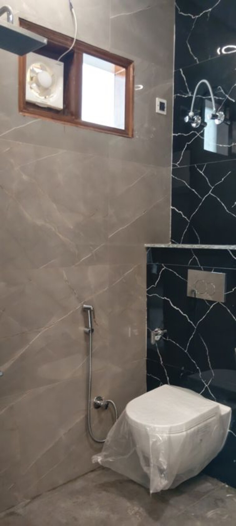 Bathroom, sector 89 3 Bedroom 174 Sq.Yd. Builder Floor In Sector 89 Faridabad 10625110