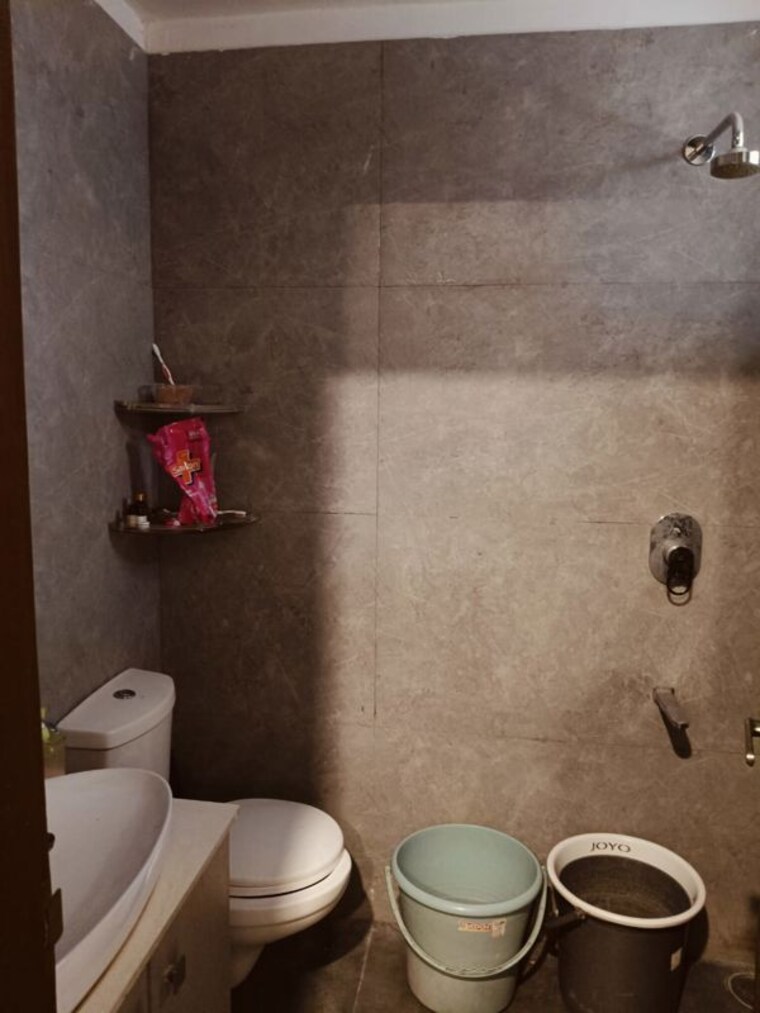 Bathroom, ms-enclave-zirakpur 3 Bedroom 1020 Sq.Ft. Builder Floor In Dhakoli Zirakpur 10625115